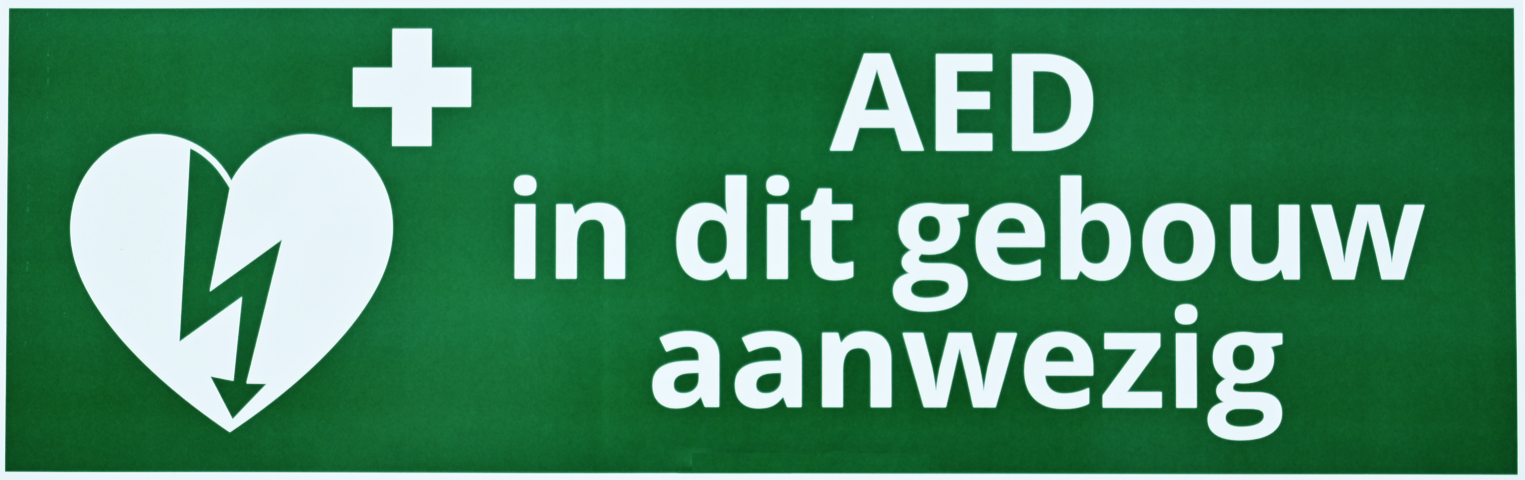 AED in dit gebouw aanwezig